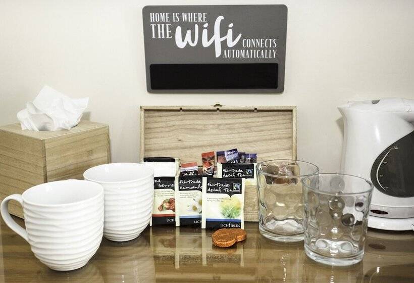 اتاق استاندارد, Mariners Guest House