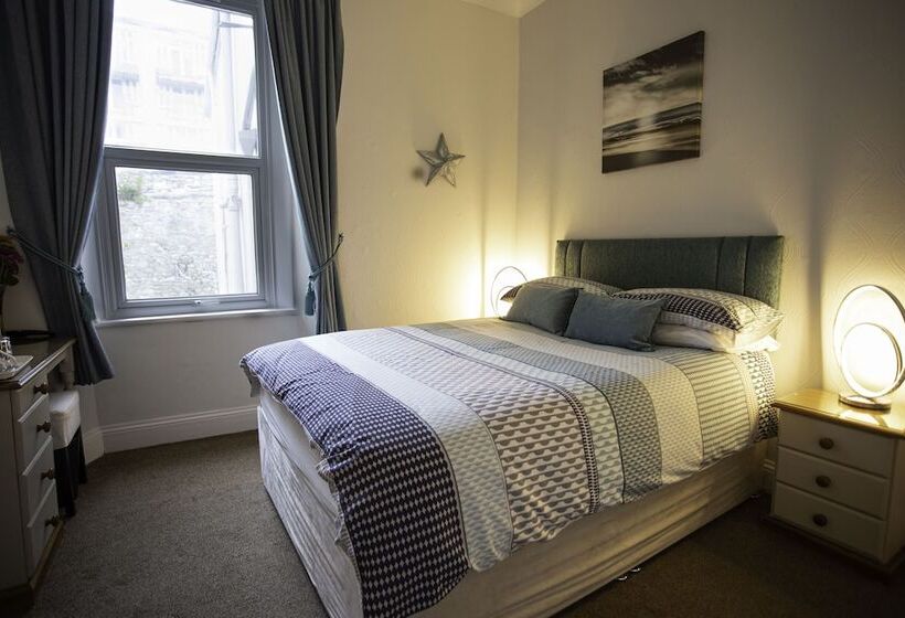 اتاق استاندارد, Mariners Guest House