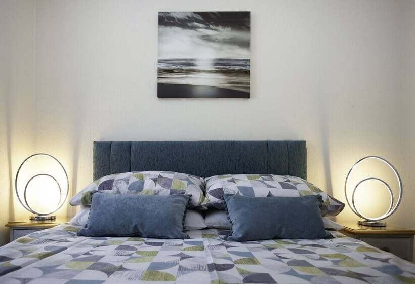 اتاق استاندارد, Mariners Guest House