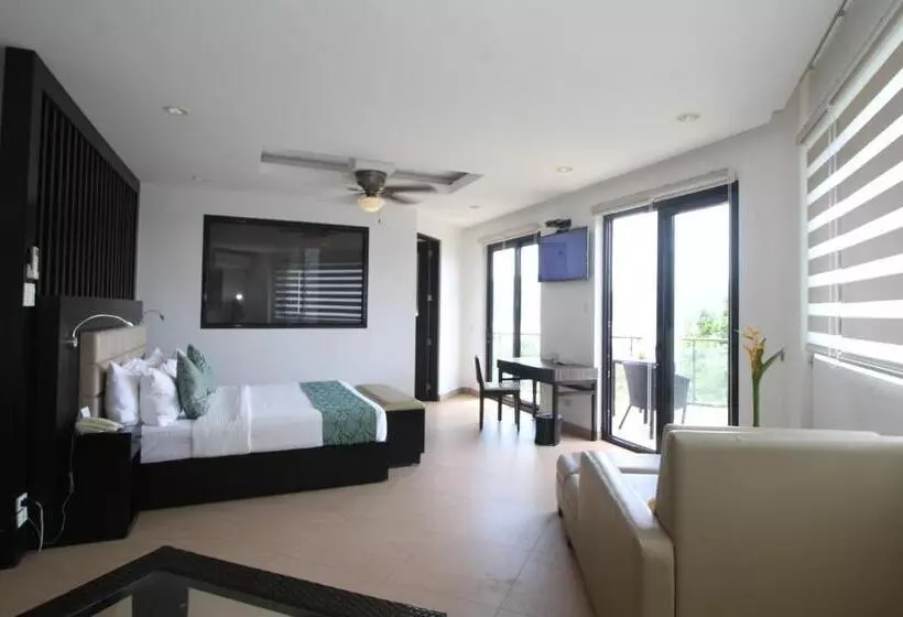 سوییت, Busuanga Bay Lodge
