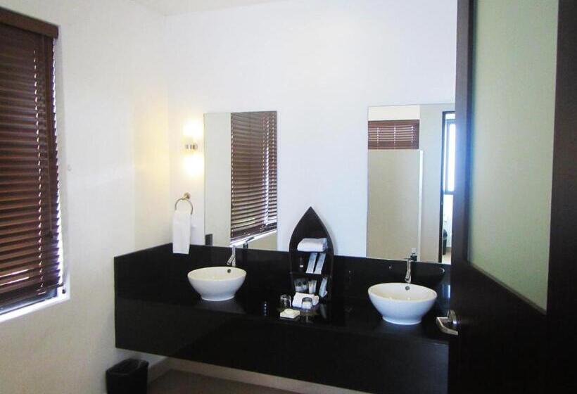 سوییت, Busuanga Bay Lodge