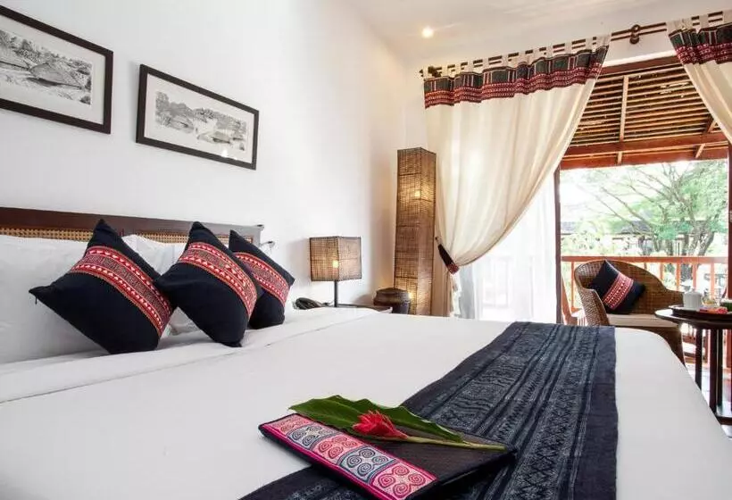 景色の見えるデラックスルーム, Riverside Boutique Resort, Vang Vieng