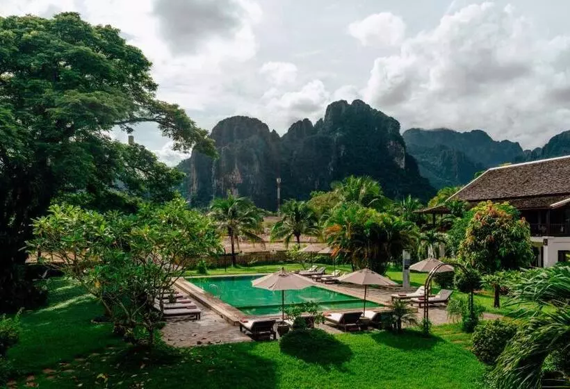マウンテンビューデラックスルーム, Riverside Boutique Resort, Vang Vieng