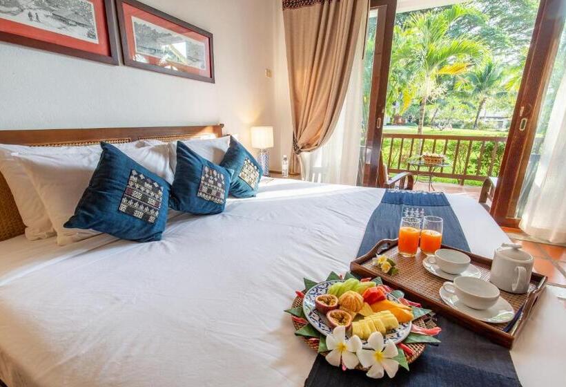 Люкс, Riverside Boutique Resort, Vang Vieng
