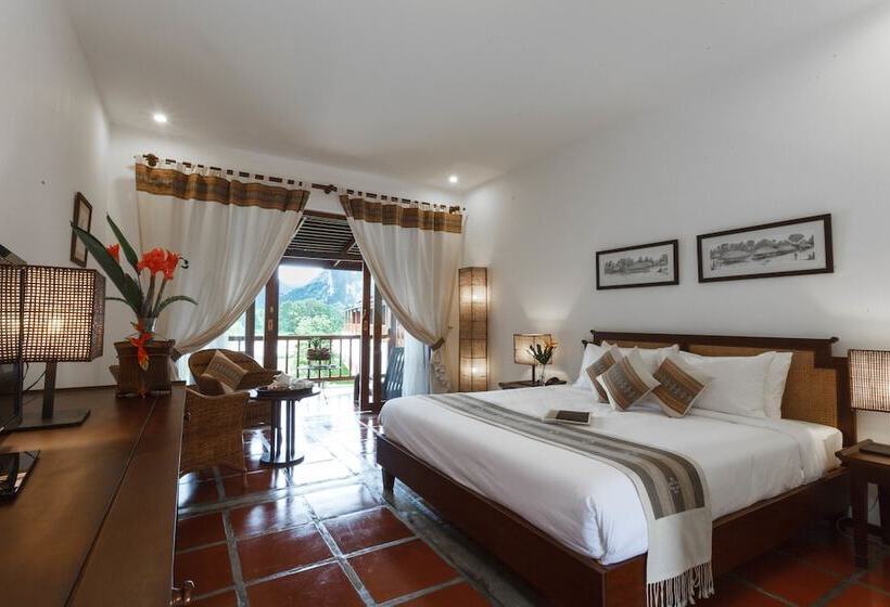 带山景的复式房间, Riverside Boutique Resort, Vang Vieng