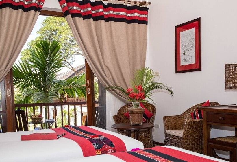 Номер Deluxe Вид на Горы, Riverside Boutique Resort, Vang Vieng