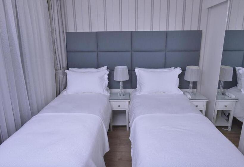 اتاق استاندارد, Ten Rooms Istanbul