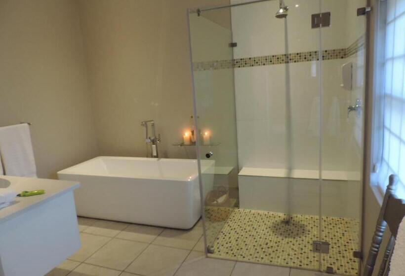 خانه 1 خوابه, Milkwood Lodge