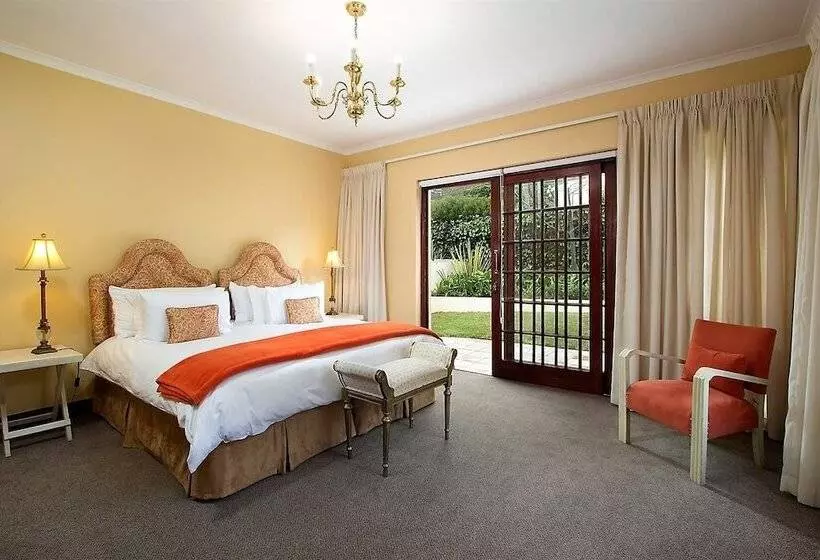 Talo 1 Makuuhuone, Milkwood Lodge