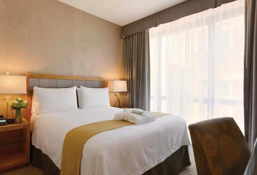 Executive-huone, Executive Hotel Le Soleil New York