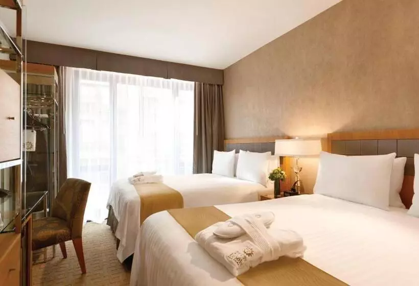 Executive-huone, Executive Hotel Le Soleil New York