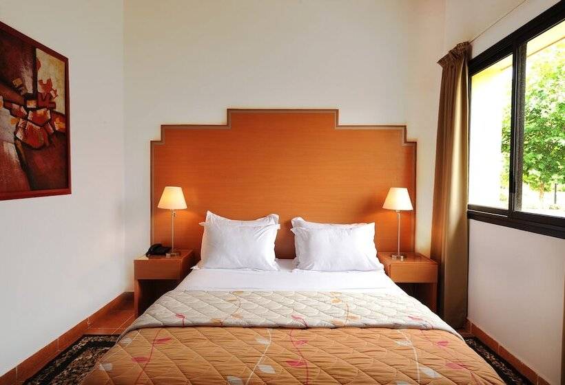 کلبه ییلاقی, Farah Inn Ifrane