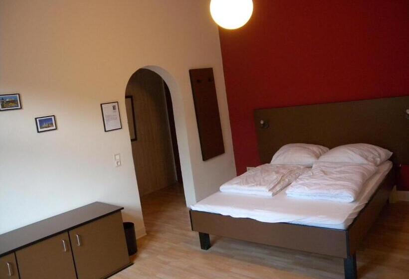 클래식 4인 룸, Hostel Goslar
