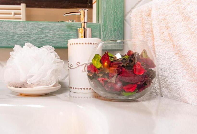 标准工作室, Antica Residenza Montereano