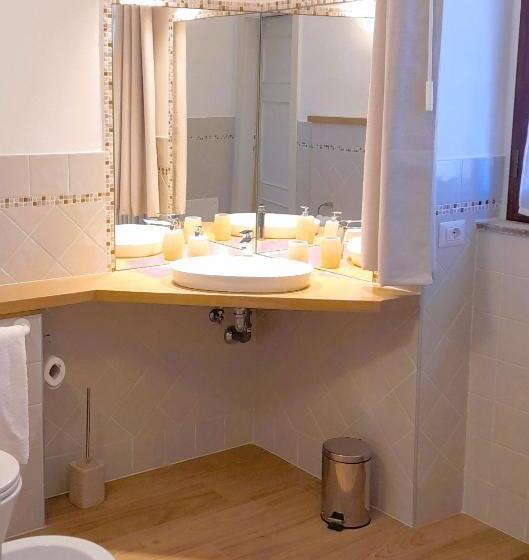 低层单卧公寓, Antica Residenza Montereano