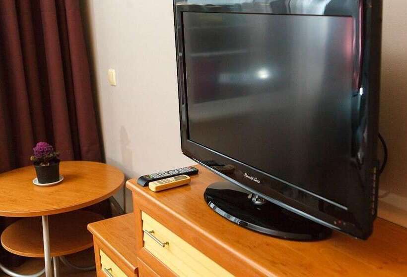 اتاق استاندارد, Arli