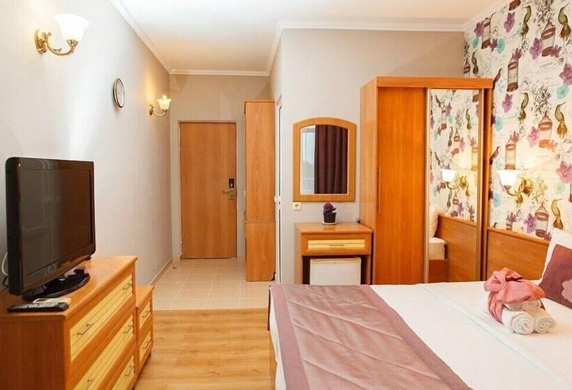 اتاق استاندارد با چشم‌انداز دریا, Arli