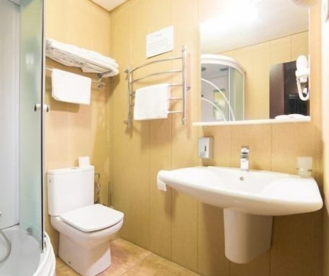 اتاق استاندارد, Arli