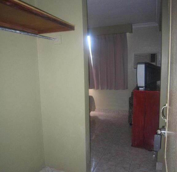 标准间, Bella Vista