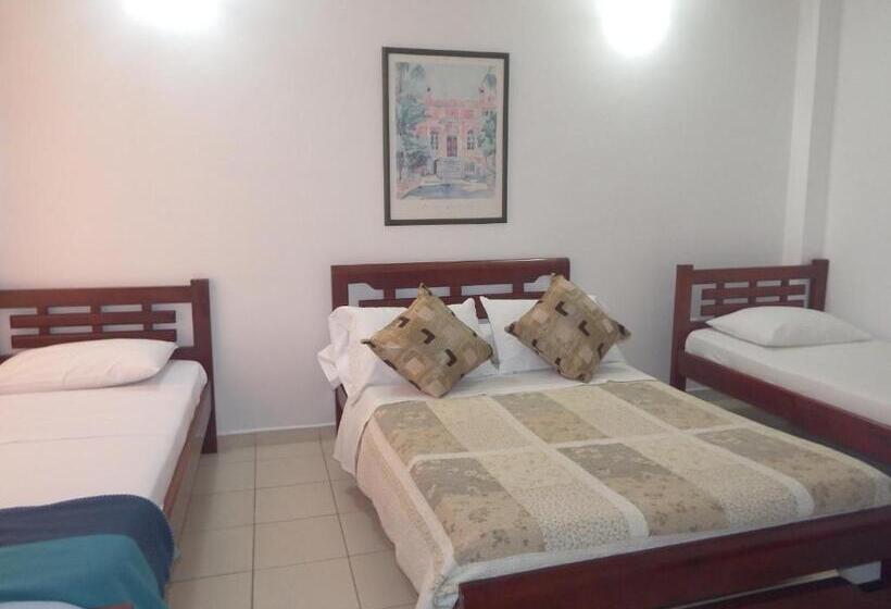 اتاق استاندارد چهار تخته, Campestre Villa Yudy