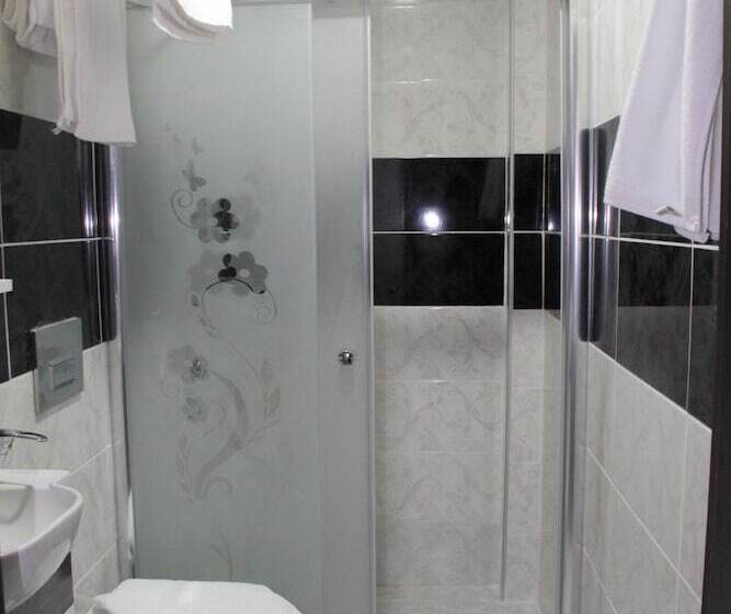 اتاق استاندارد سه نفره, Di̇yar Budget