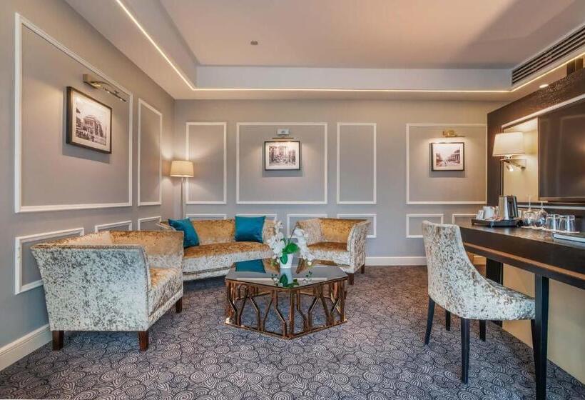 غرفة ديلوكس مزودة بشرفة, Eurostars Danube Budapest