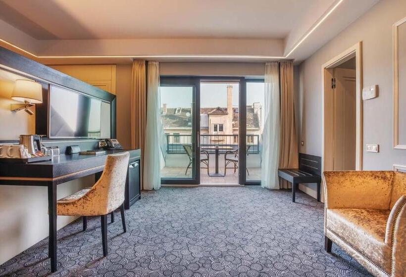 غرفة ديلوكس مزودة بشرفة, Eurostars Danube Budapest