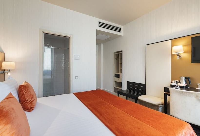 Номер Стандарт, Eurostars Danube Budapest