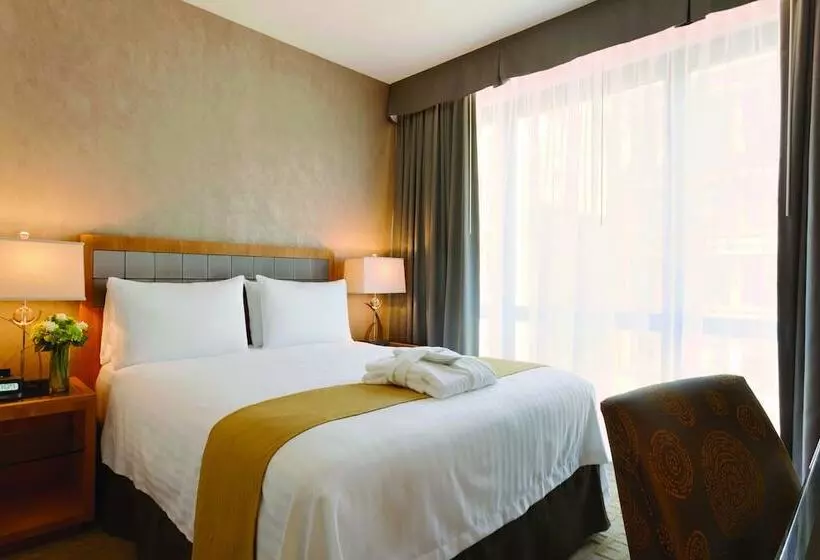 Executive-sviitti, Executive Hotel Le Soleil New York