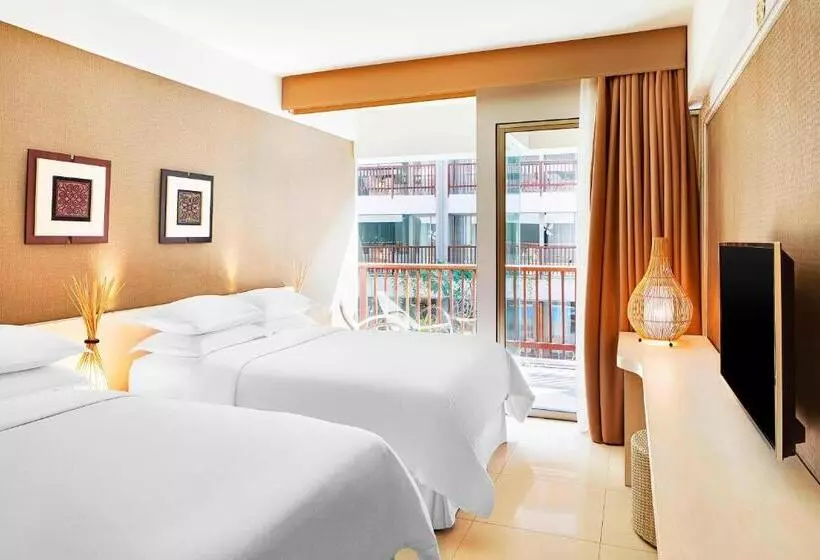プールの見えるデラックスルーム, Four Points By Sheraton Bali, Kuta