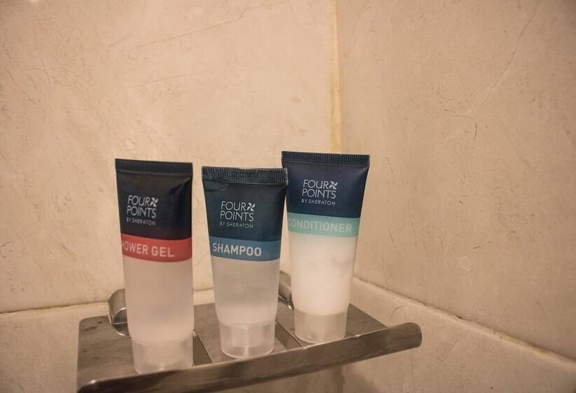 חדר סטנדרט שתי מיטות זוגיות, Four Points By Sheraton Bali, Kuta