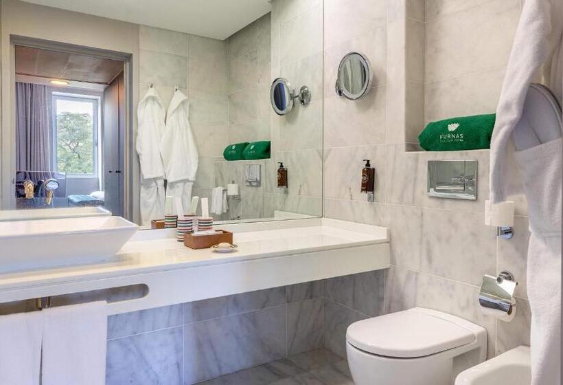 Люкс, Octant Furnas