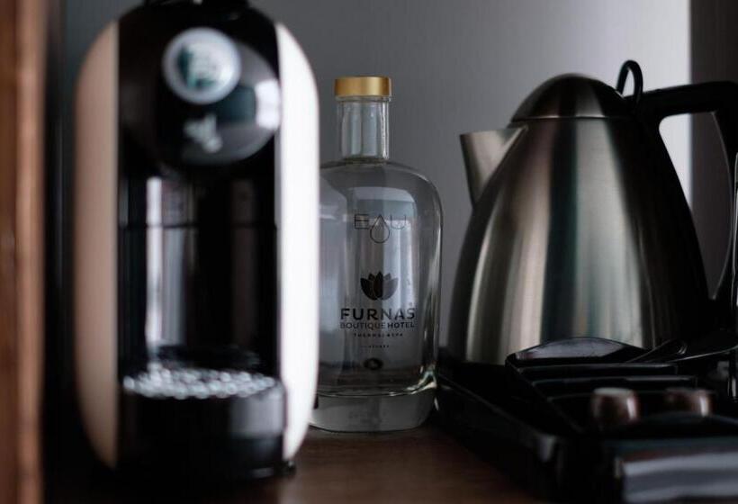 Номер Стандарт, Octant Furnas