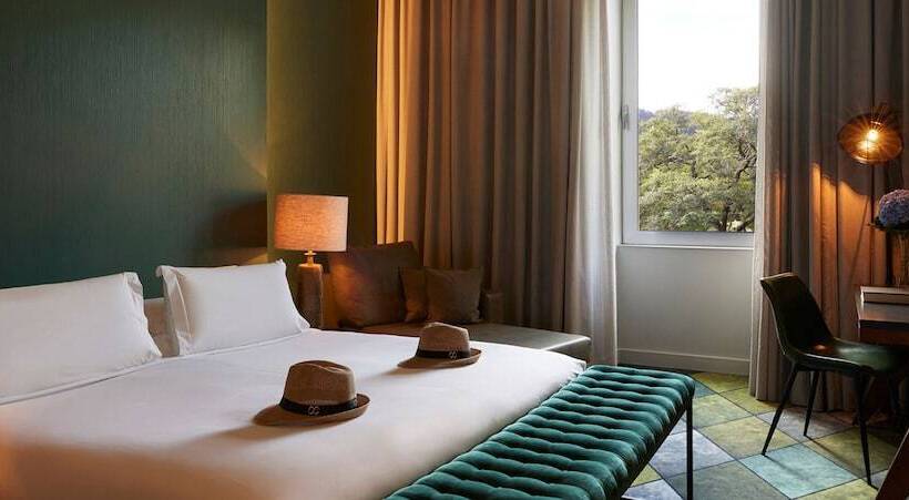 Люкс, Octant Furnas