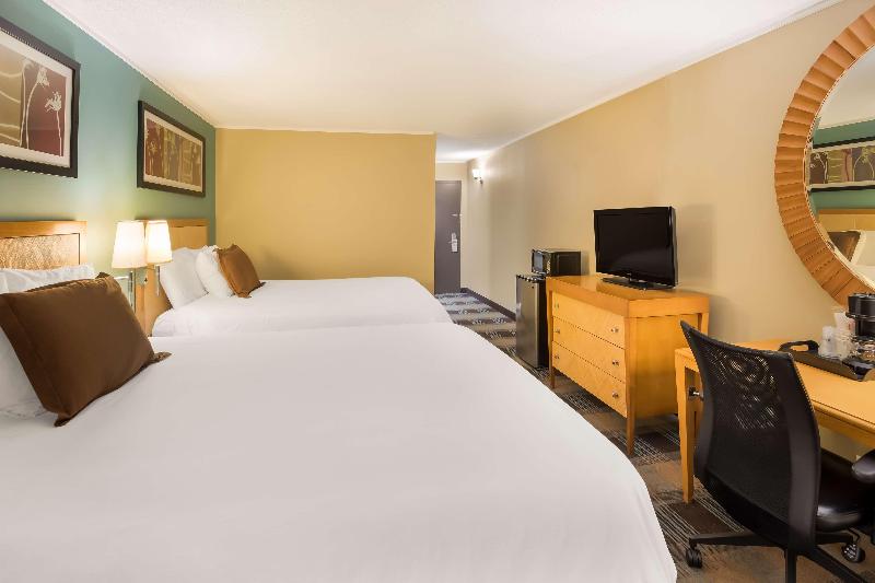 Номер Стандарт, Holiday Inn Express & Suites Litchfield, An Ihg