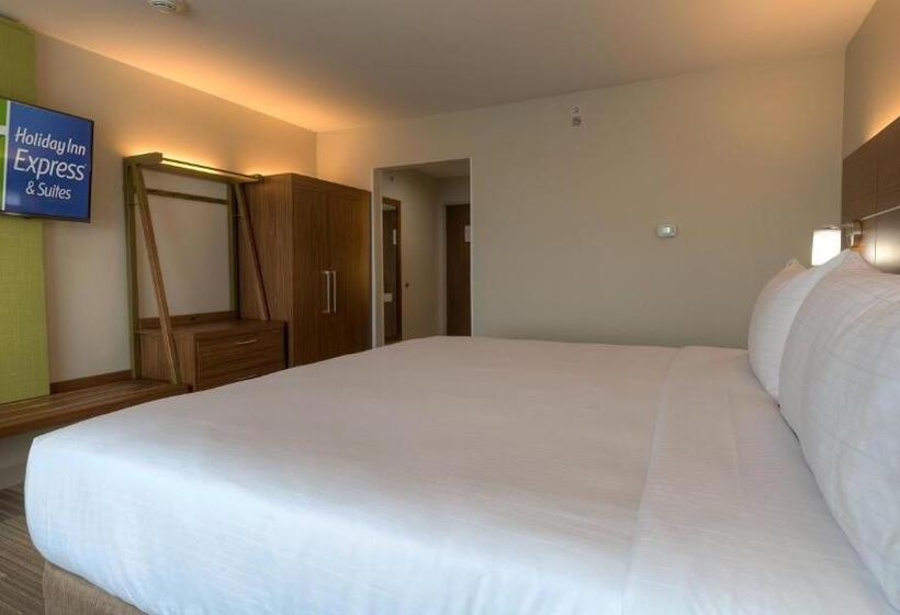 جناح لذوى الاحتياجات الخاصة, Holiday Inn Express & Suites Tulsa Midtown, An Ihg