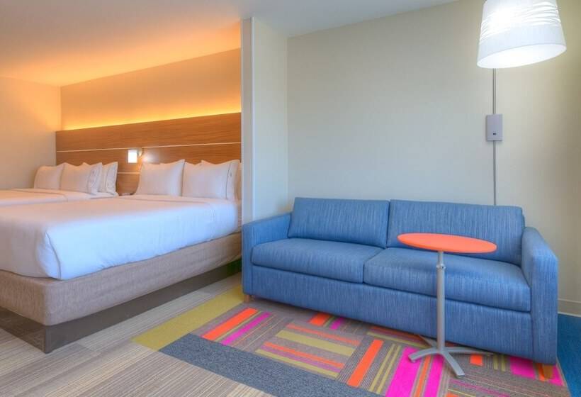 סוויטה מותאמת לאדם עם מוגבלויות, Holiday Inn Express & Suites Tulsa Midtown, An Ihg