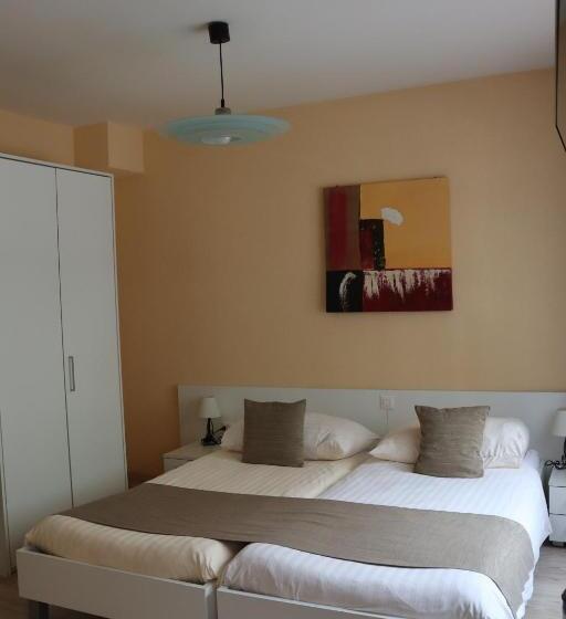 Номер Стандарт Трехместный, Hôtel Elite