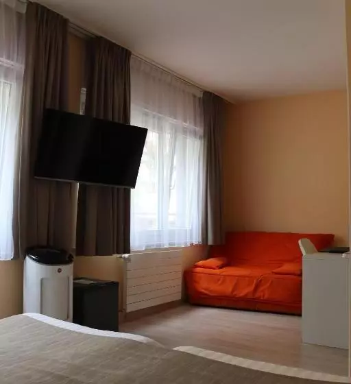 3-Bett-Standardzimmer, Hôtel Elite