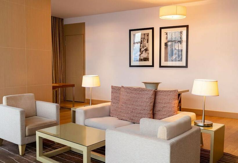 سوییت اجرایی, Hyatt Regency Dushanbe