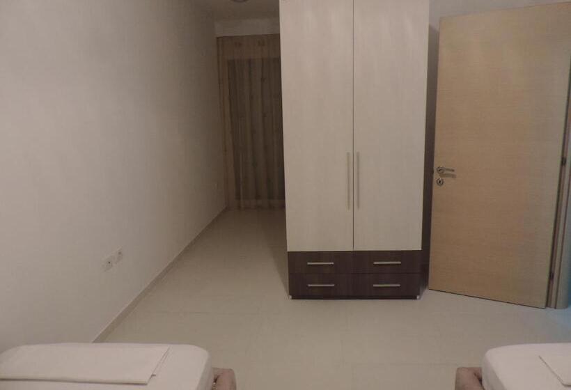 דירת חדר נוף לים, Marea Resort