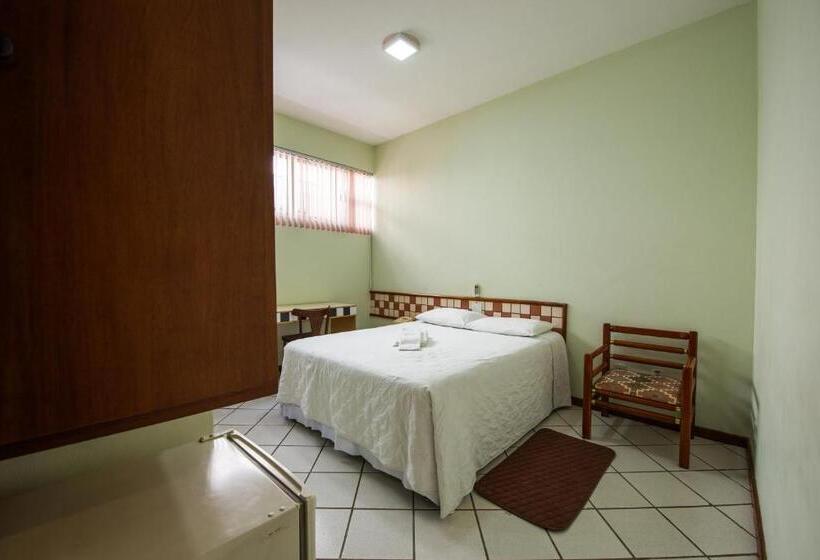 수피리어 룸, Metropolitano