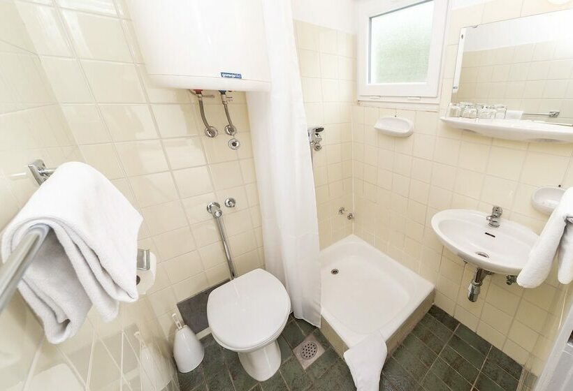 Номер Economy, Holiday Resort Kačjak
