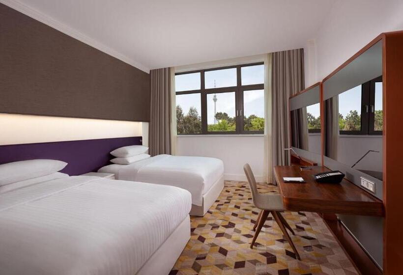 Habitació Estàndard Vista Jardí, Sheraton Baku Intourist