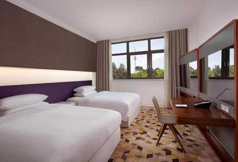 Habitació Estàndard Vista Jardí, Sheraton Baku Intourist