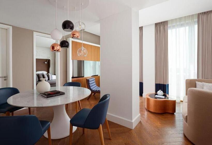 Suite Llit King, Sheraton Baku Intourist