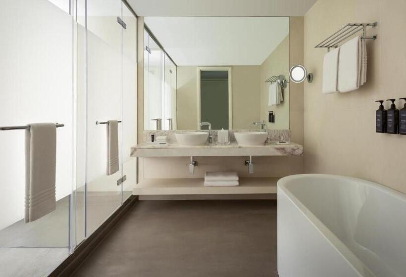 Suite Llit King, Sheraton Baku Intourist