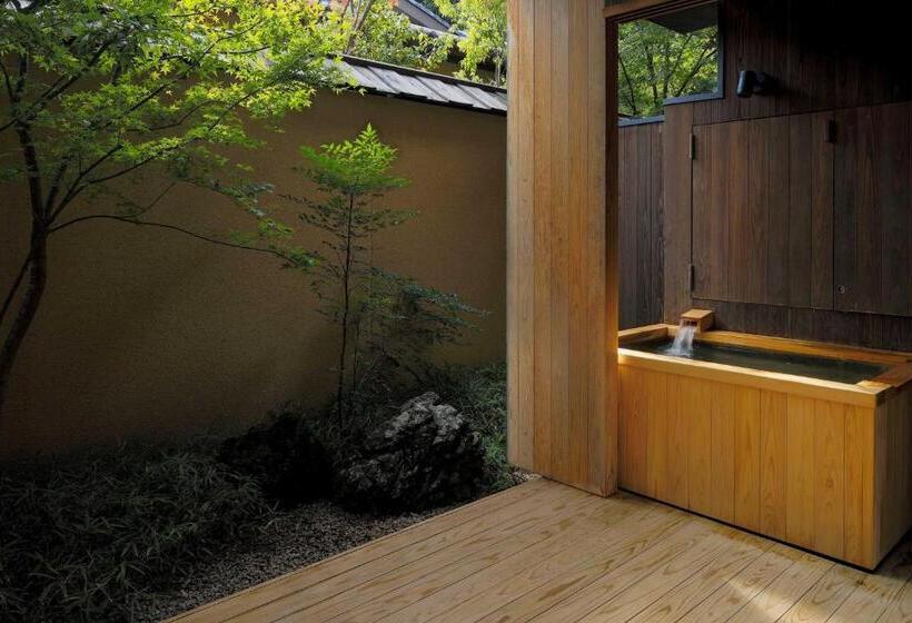 Номер Стандарт Вид на Сад, Suiran, A Luxury Collection Hotel, Kyoto