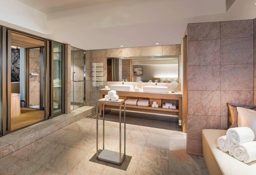 景色の見えるダブルベッドスタンダードルーム, Suiran, A Luxury Collection Hotel, Kyoto