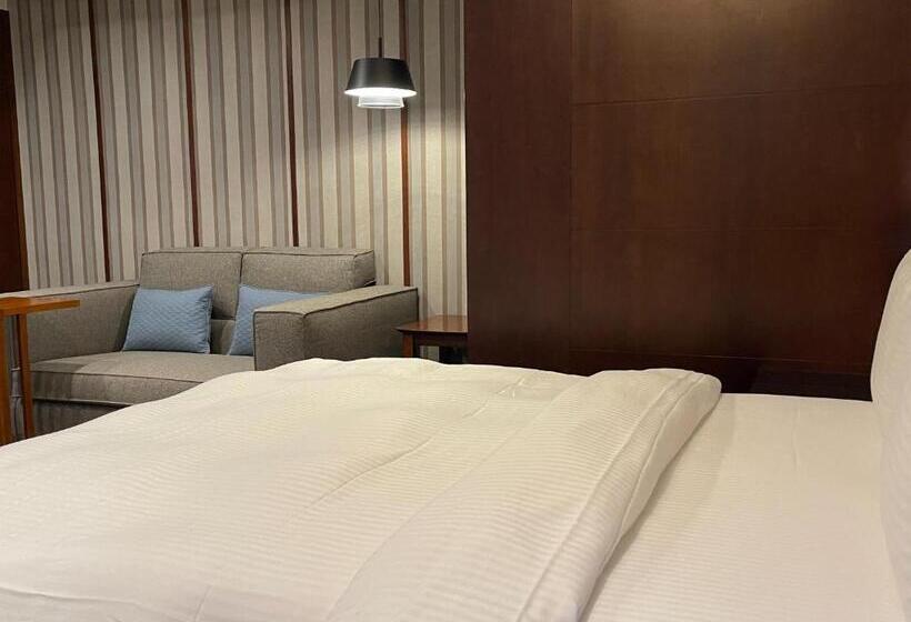 اتاق سوپریور, Sun Sweet